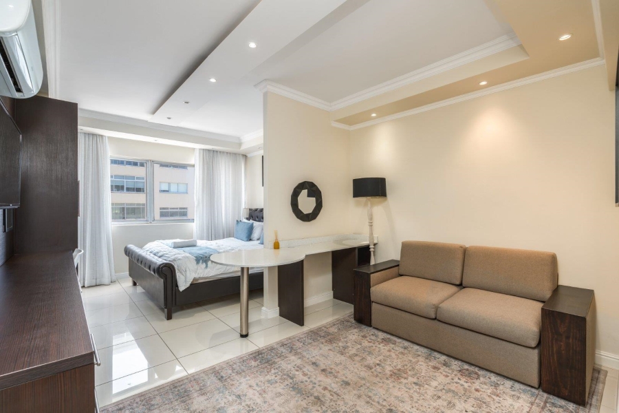 3 Bedroom Property for Sale in Mouille Point Western Cape